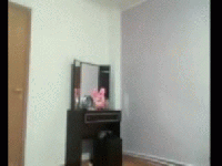 Тёлочка с большими сиськами голая танцует на вебкамеру